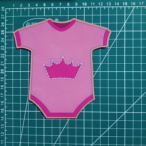 Baby t-shirt cutout MDF